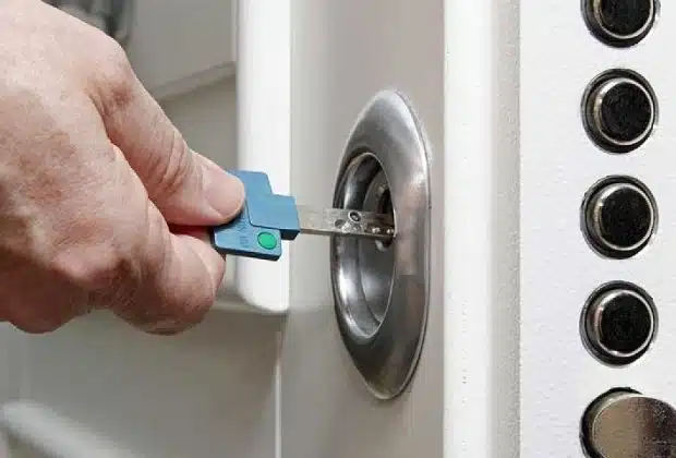 Comment évaluer le prix d'installation d'une porte blindée ?